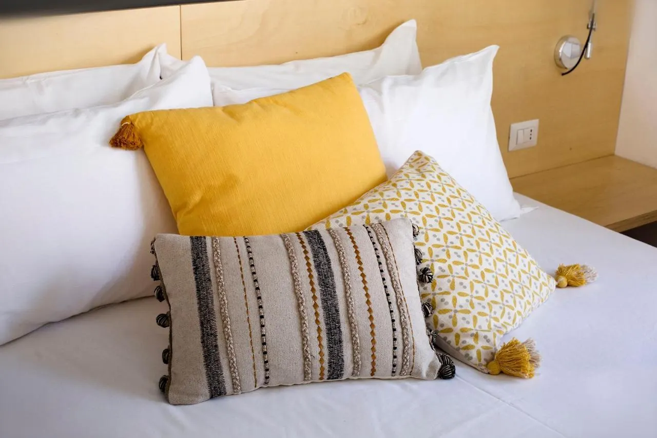 Vivaldo Suite Piazza dei Martiri - Guest House Napoli Italia