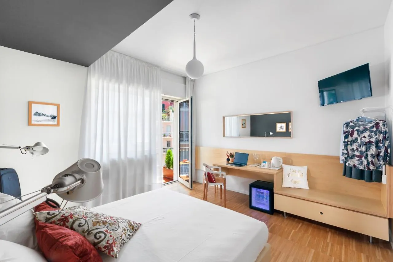 Vivaldo Suite Piazza dei Martiri - Guest House Napoli