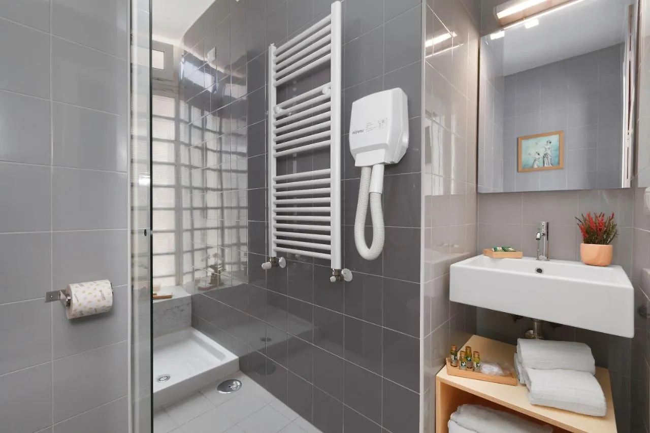 Vivaldo Suite Piazza dei Martiri - Guest House Napoli