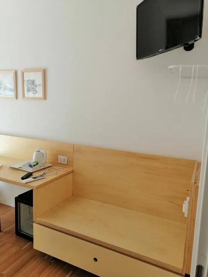 Vivaldo Suite Piazza dei Martiri - Guest House Napoli